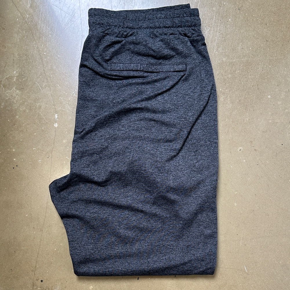 Vuori sweatpants for Men.